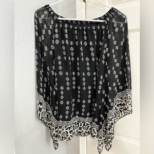 Wrangler stunning blouse with fancy sleeves